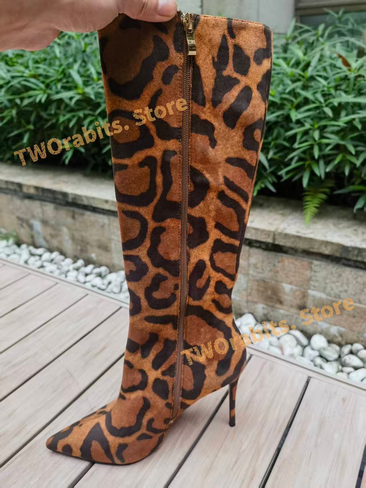Botas hasta la rodilla con est - Embroidery Design Free reseña y precio